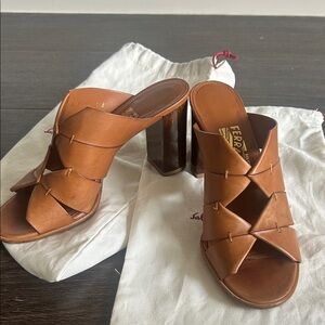 Salvatore Ferragamo Evelina leather mules saddle color size 8
